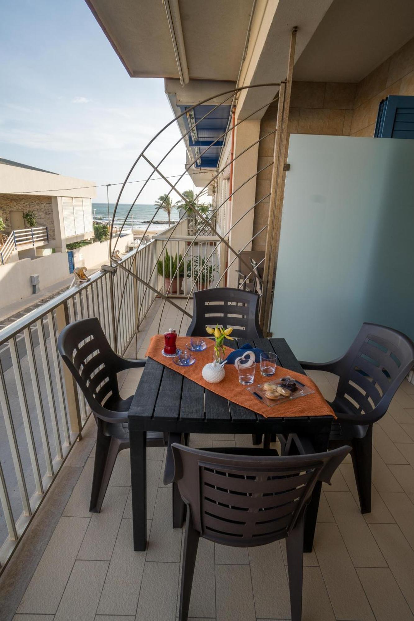 Caposud - Appartamento Salgari Marina di Ragusa Luaran gambar